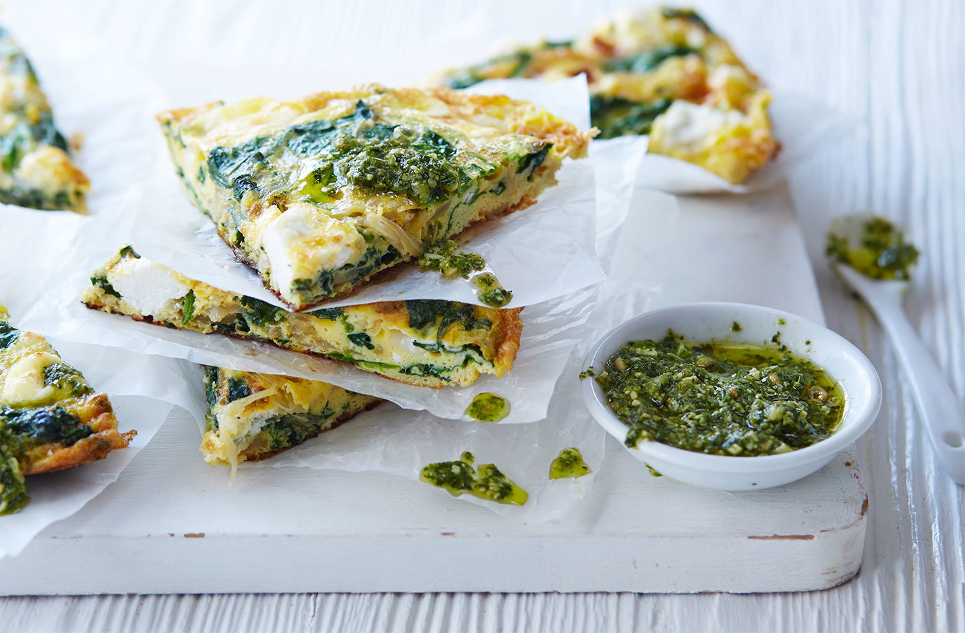 Spinach, pesto and goat's cheese frittata