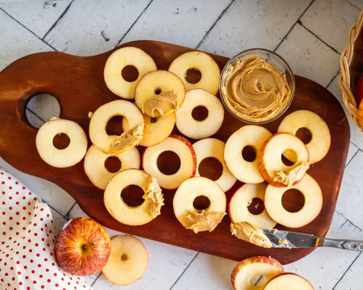Apples and Peanut Butter (Apple Slices)