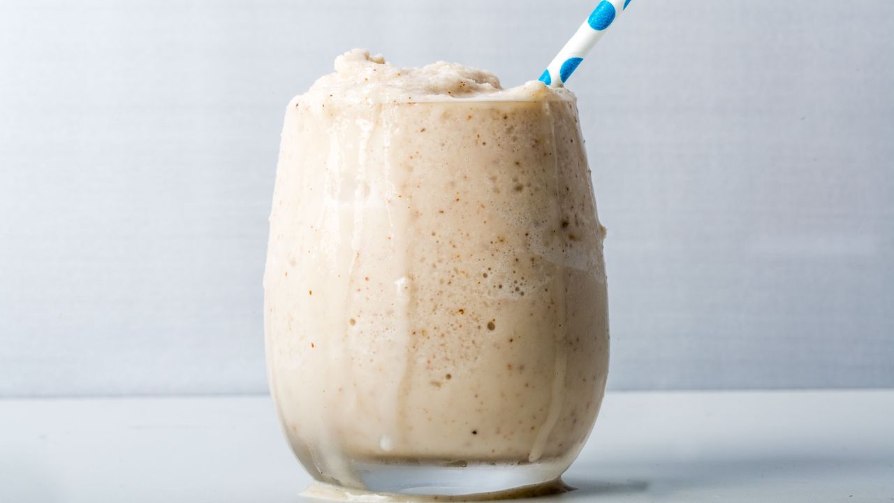 Banana Almond Smoothie