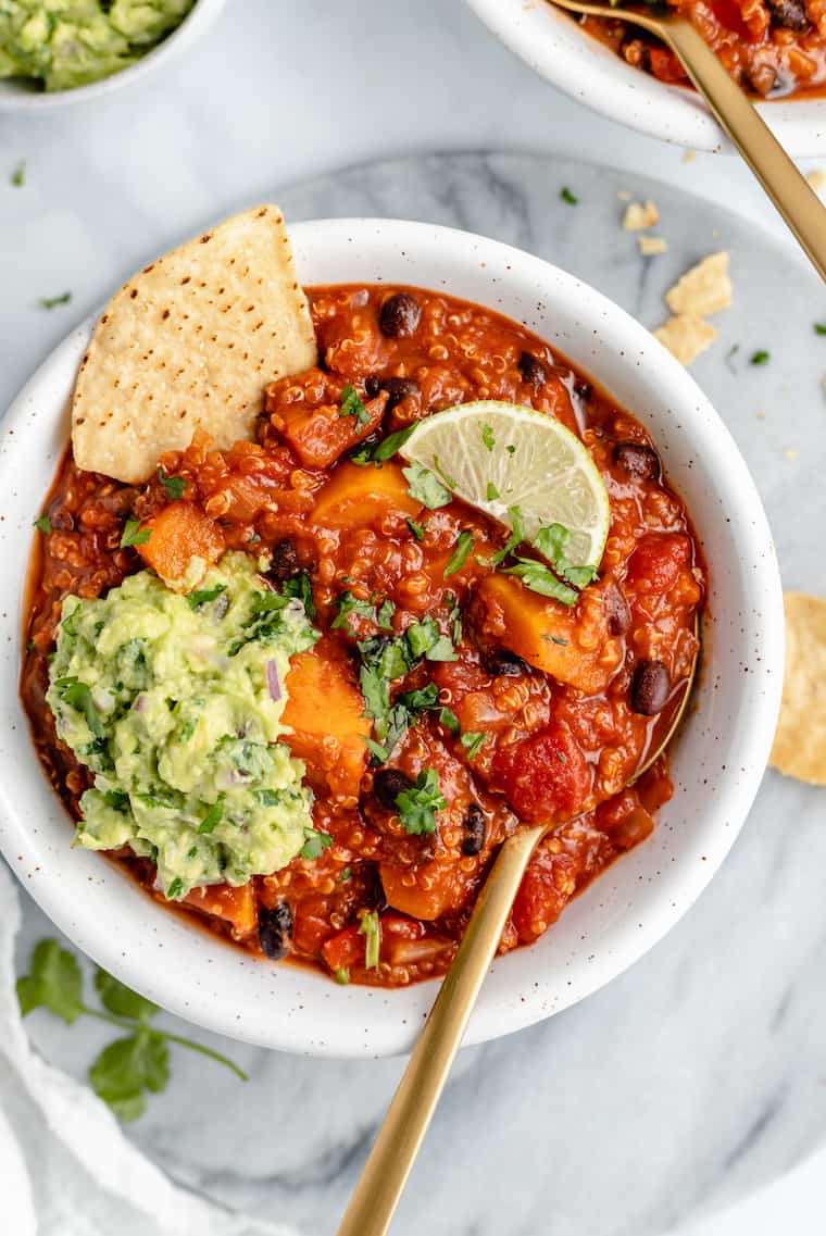 Crockpot Sweet Potato & Black Bean Quinoa Chili