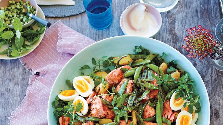 Grilled-Salmon Salad