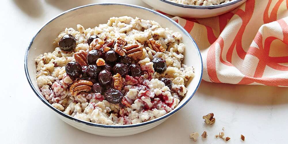 Flaxseed Oatmeal with Blueberries