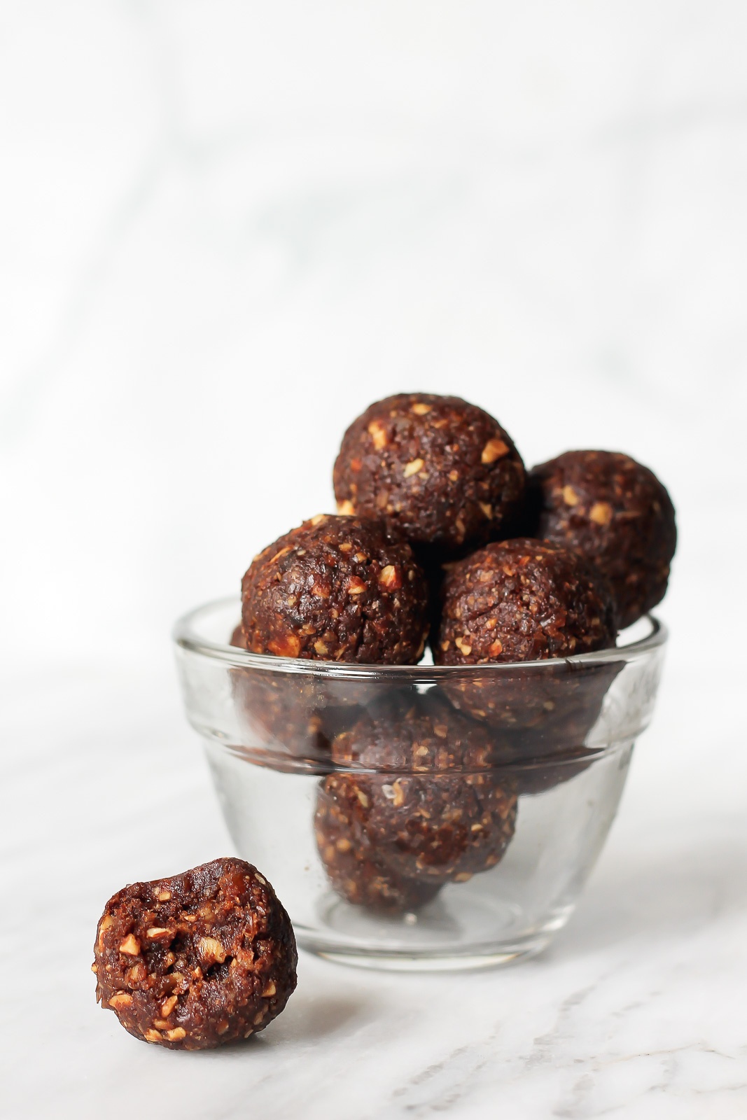 Salted Date Brownie Energy Bites