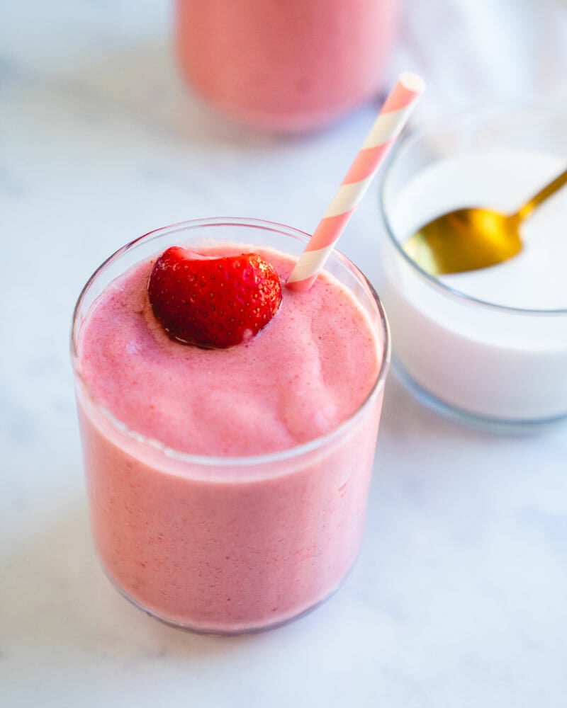 Dairy Free Strawberry Smoothie (& More!)