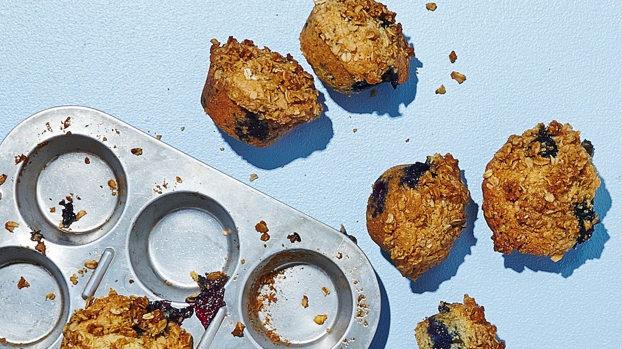 Gluten-Free Blueberry Muffins with Oat Crumble